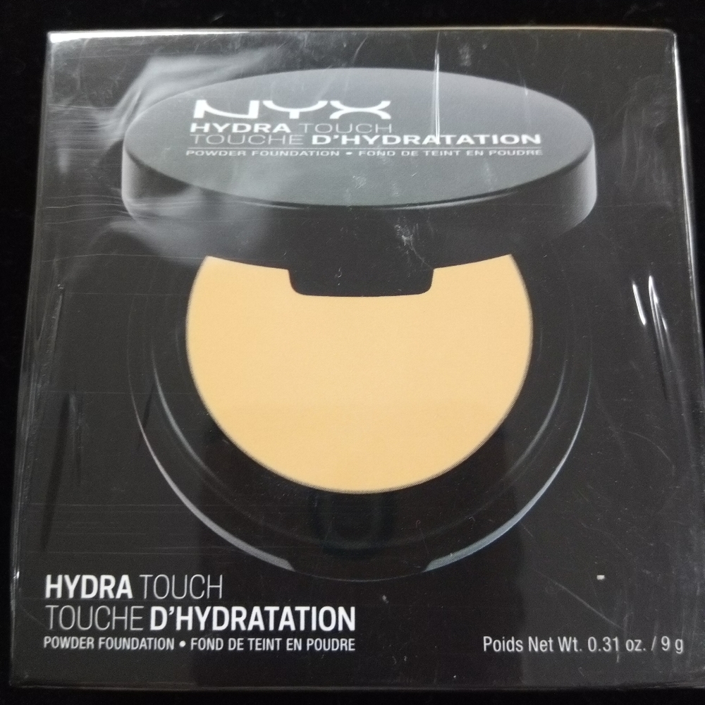 🆕Still in plastic wrap box🌹NYX Hydra touch perfect color for summer glow